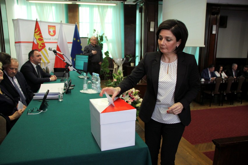 Jest nowy starosta lubelski. PiS przejął władzę w powiecie. Zobaczcie nowych radnych (ZDJĘCIA)