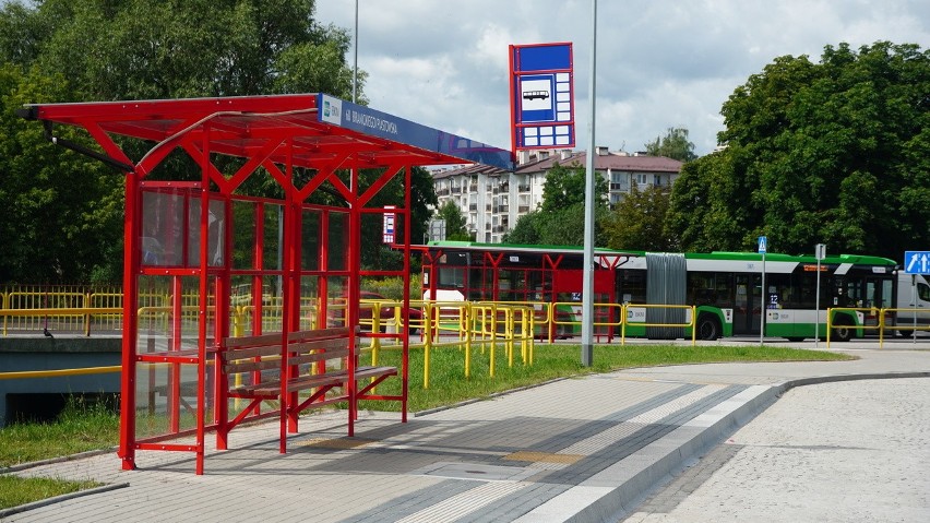 Tak wygląda pętla i parking, która powstała obok...