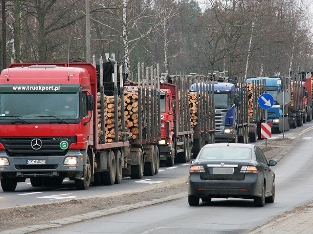 Protest przewoźników drewna dla Mondi Świecie
