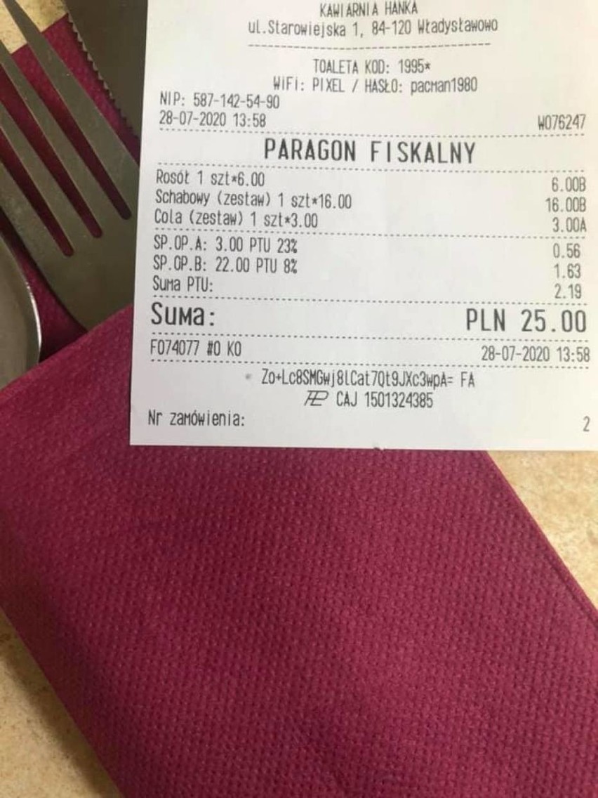 Bitwa na paragony z nadmorskich kurortów. Drogie obiady nad Bałtykiem? Restauracja z Władysławowa przekonuje, że można zjeść tanio