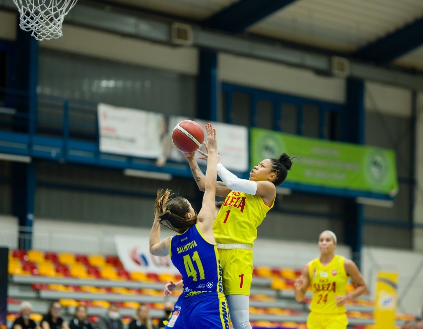 Ślęza Wrocław - VBW Arka Gdynia 60:78. Lider nie do zatrzymania (WYNIK 25.11.2020)