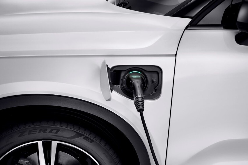 Volvo XC40 Recharge T5...