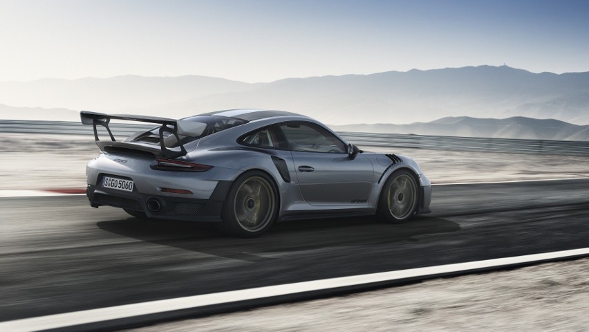 To zwyczajnie najmocniejsze 911 w historii Porsche – z...