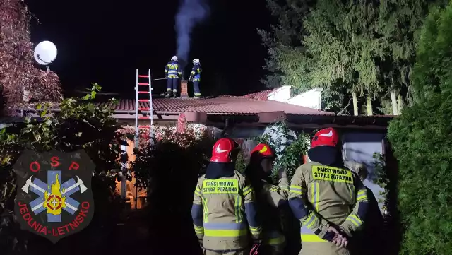 Miejsce pożaru komina w Jedlni-Letnisko. Więcej na kolejnych slajdach>>>