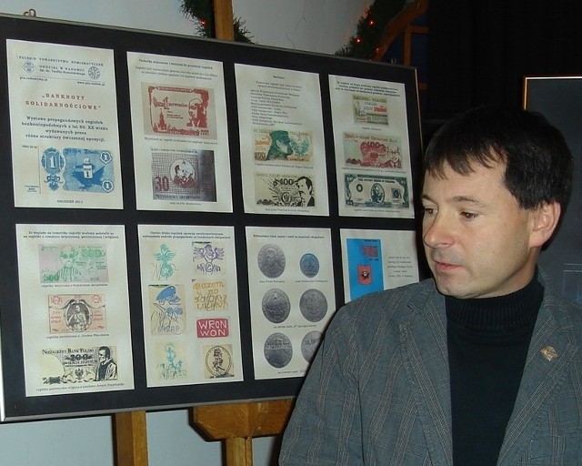 Autorem wystawy jest Przemysław Ziemba, prezes radomskiego oddziału Polskiego Towarzystwa Numizmatycznego
