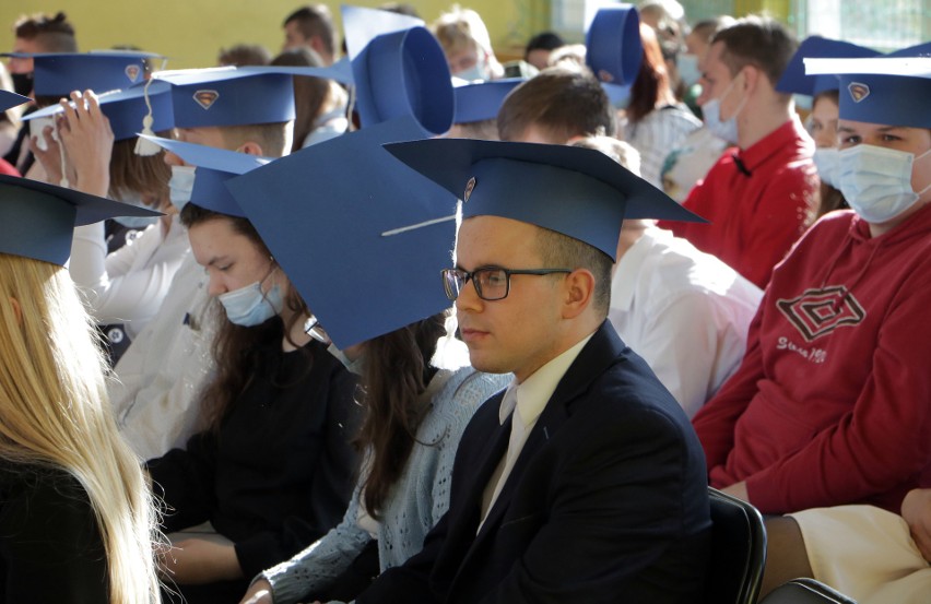 Ślubowanie nowych uczniów oraz Dzień Nauczyciela w...