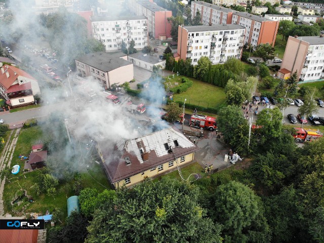 Pożar dachu w NZOZ Medyk w Praszce.