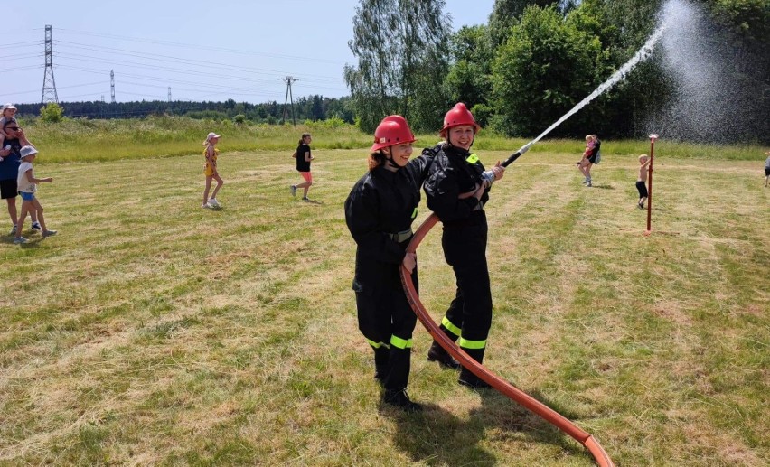 Strażacy rywalizowali na gminnych zawodach pożarniczych w...