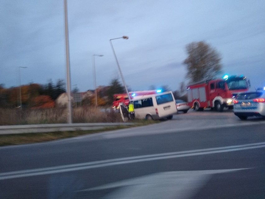 Dwaj kierowcy ucierpieli w wypadku w Wodzisławiu  [zdjęcia czytelnika] 