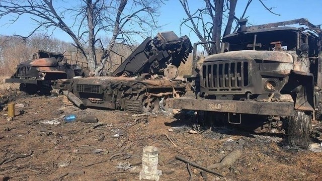 Rosja straciła na Ukrainie dużą liczbę sprzętu – m.in. 940 czołgów oraz 340 samolotów i helikopterów