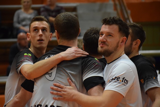 Tubądzin Volley Sieradz pokonał Konspol Słupca 3:0