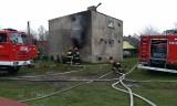 Pożar w Barwinie. Dwie osoby w szpitalu. Ewakuacja mieszkańców [zdjęcia]