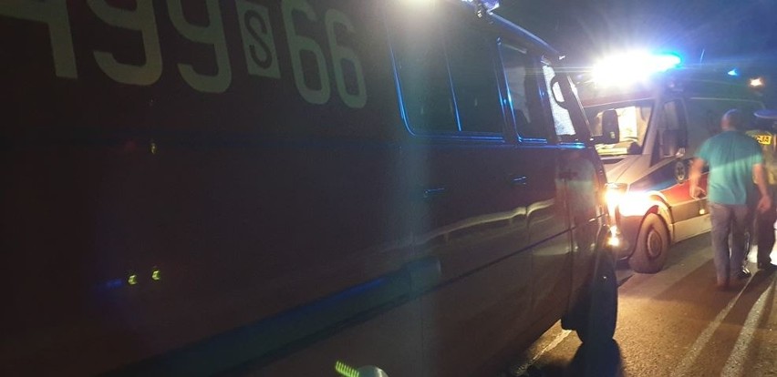 Samochód ciężarowy potrącił 89-letnią kobietę, która prowadziła rower. Wypadek w Zawadach pod Częstochową