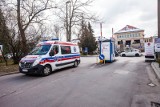 Koronawirus. Dyrektor krakowskiego szpitala: Płacimy rachunek za ignorancję polityków. Teraz nie ma kto pracować przy chorych