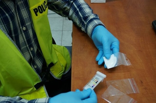 Ruda Śląska: Zatrzymany diler. Trzymał w mieszkaniu prawie 400 działek narkotyków