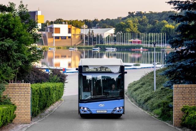 Autobusy elektryczne w Opocznie coraz bliżej. Solaris dostarczy je za 36 mln zł? To była jedyna oferta. Na kolejnych zdjęciach zobaczcie elektryczne autobusy Solarisa