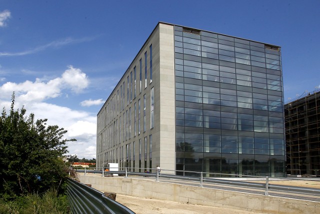 Szczecin; UniCredit już w swoim centrumUniCredit zajmuje 4 z 6 pięter nowoczesnego biurowca.