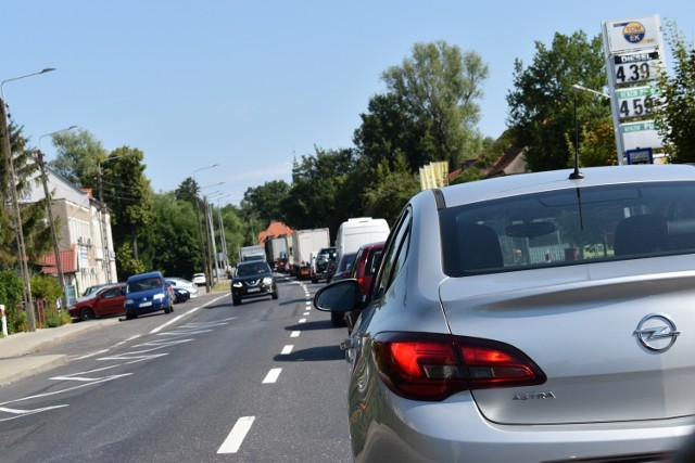 Przy remontowanym moście Elizy występują utrudnienia, ale nie tak duże, jak można było się spodziewać. Przejazd przez Krosno Odrzańskie zajmuje teraz około 10 minut dłużej.