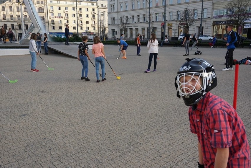 Trener Osiedlowy na placu Wolności