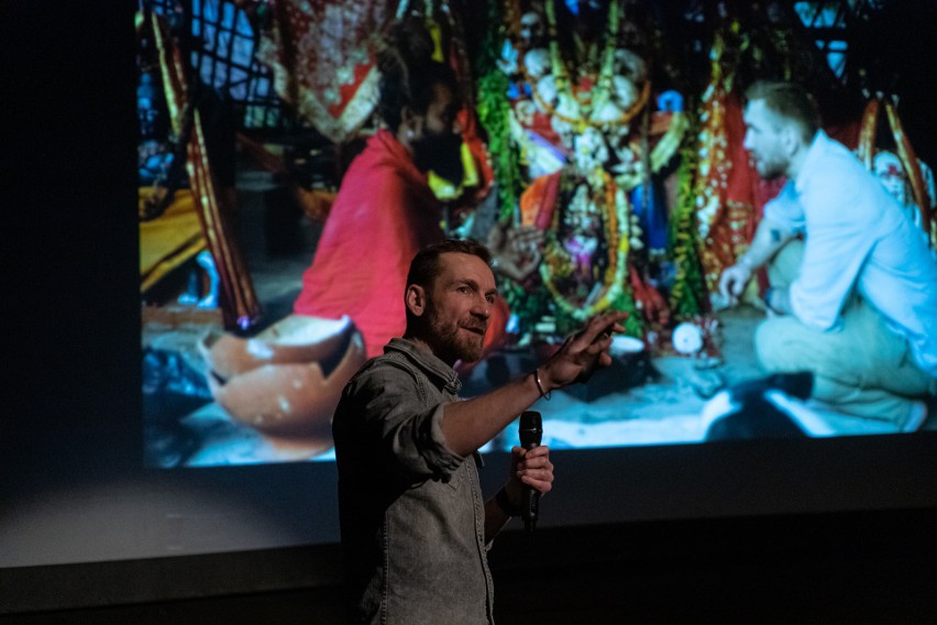 Przemek Kossakowski zabrał lublinian w podróż po Indiach. Trwa festiwal globtroterski „Dookoła świata"
