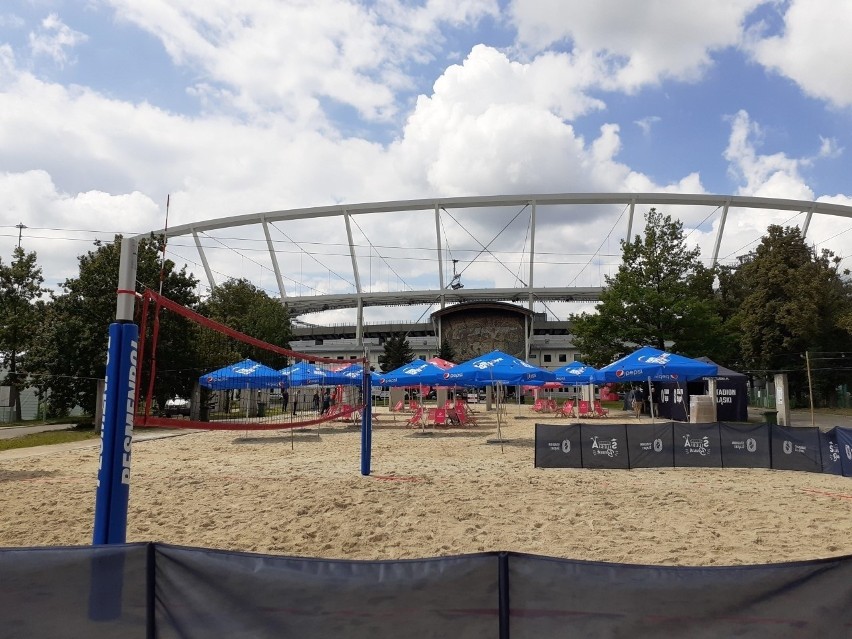 Tauron Silesia Beach, czyli plaża na Stadionie Śląskim. To...