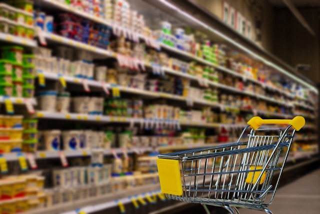 Sklepy sieci Auchan, Biedronka, Lidl i Żabka przygotowały promocje cenowe produktów spożywczych. Zobacz, co można kupić w niższych cenach. >>> Produkty i ich ceny na kolejnych stronach >>>>