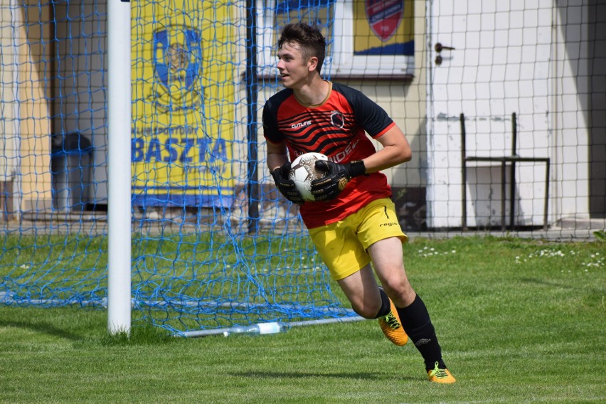 GKS Świniary wygrało z Basztą Rytwiany 2-1.