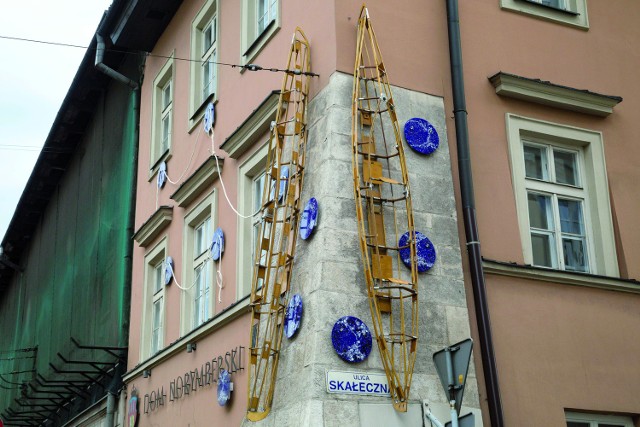 Fasada Domu Norymberskiego zmieniła się w pejzaż