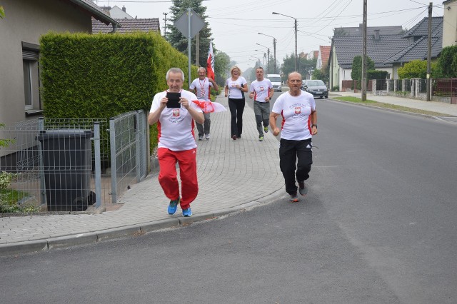 1140 kilometrów mają do przebiegnięcia biegacze z opolskiego klubu "Żółwik".