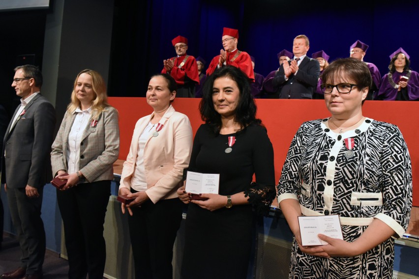 Gala zasłużonych dla Politechniki Łódzkiej 13.11.2019. Medale i odznaczenia państwowe