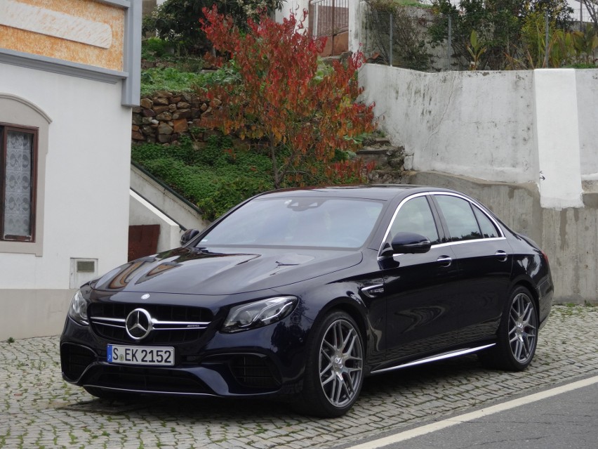 Mercedes AMG E 63S...