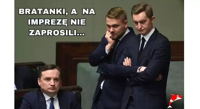 Znany z obrony katolickich wartości i atakowania środowisk LGBT węgierski europoseł József Szájer został przyłapany na udziale w gejowskiej orgii w Brukseli. Fakt, że do tej pory był członkiem partii Fidesz Wiktora Orbana, z którym ściśle współpracują politycy PiS, sprawił, że także w Polsce pojawiło się wiele memów wyśmiewających obnażoną hipokryzję konserwatywnego europosła. Zobacz w galerii najlepsze memy ----->