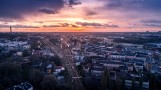 Lublin przed zachodem słońca na klimatycznych fotografiach Aleksandra Głowackiego (ZDJĘCIA Z DRONA)