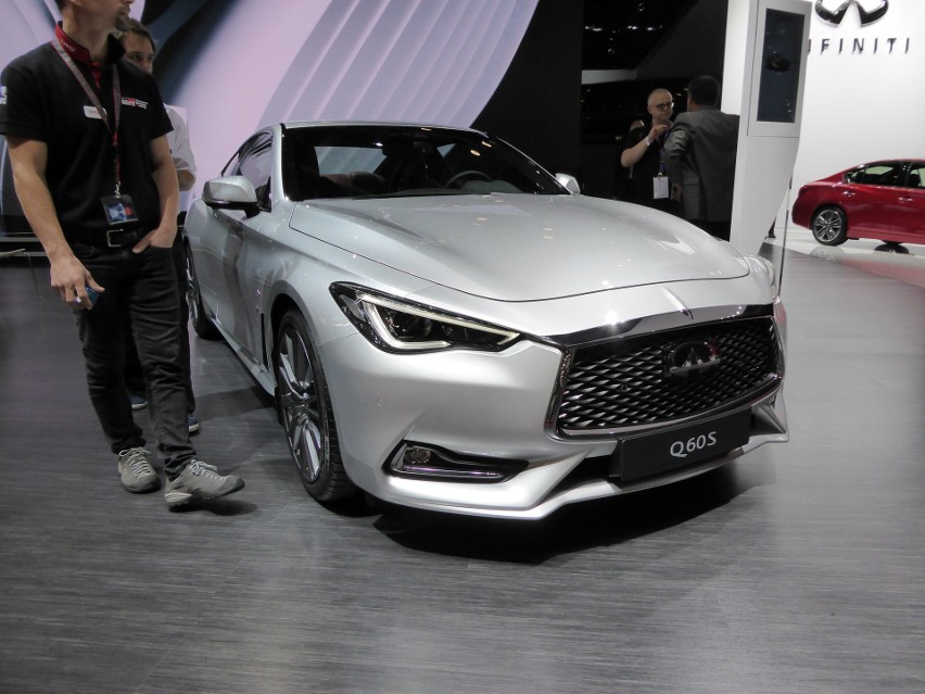 Infiniti Q60 S...