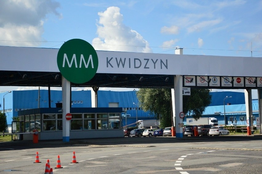 Grupowe zwolnienia w MM Kwidzyn. Ponad 100 osób może stracić pracę. Miasto czeka na zakończenie negocjacji z pracownikami