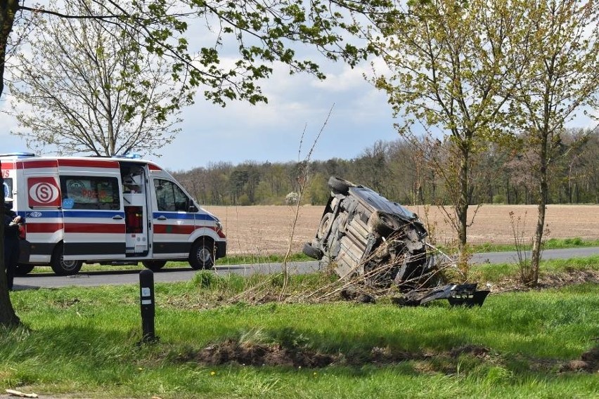 W czwartek, 6 maja 2021 roku, dwa samochody zderzyły się na...