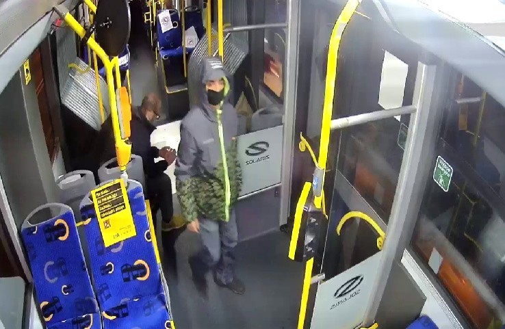 Zboczeniec zaatakował dziewczynkę w autobusie w Katowicach....