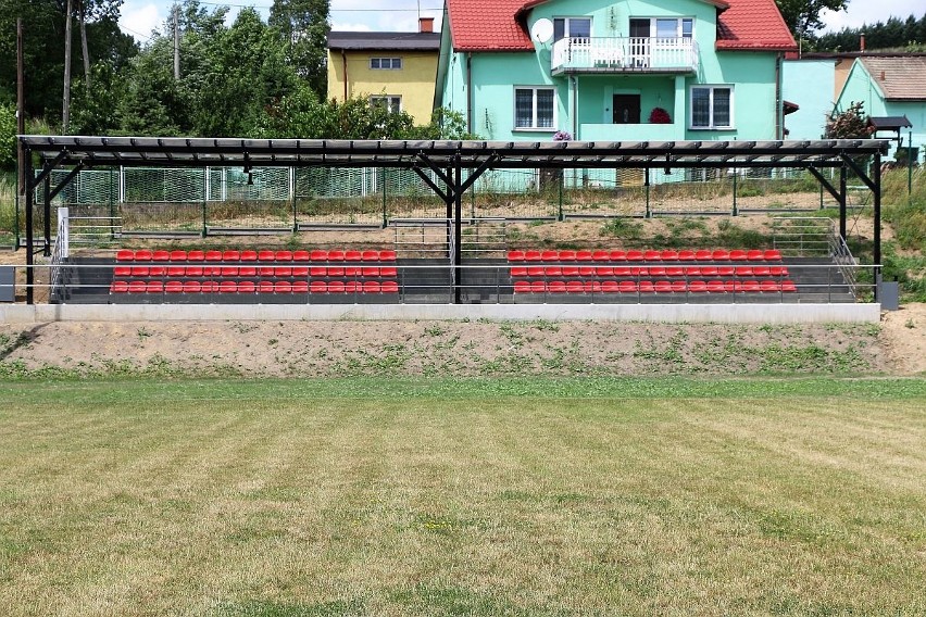 Psary stawiają na stadiony i je remontują ZDJĘCIA