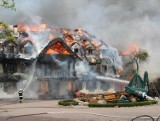 Największe pożary ostatnich lat w województwie podlaskim. Płonął dwór i kościół. Ogień strawił część wsi (zdjęcia)