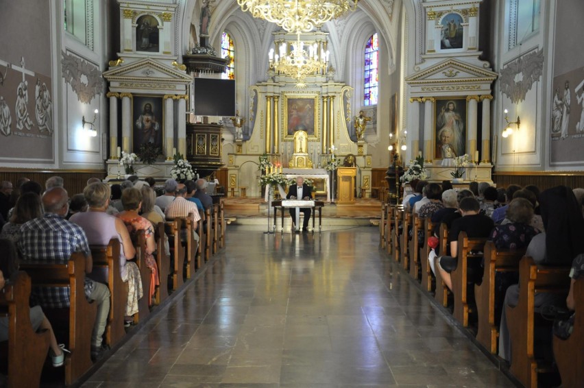 Koncert "Podaj rękę Ukrainie" w kościele parafialnym w Lipsku. Wystąpili wspaniali artyści