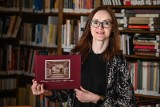 Piękny jubileuszowy album powstał na 120-lecie najstarszej bydgoskiej biblioteki [zdjęcia]