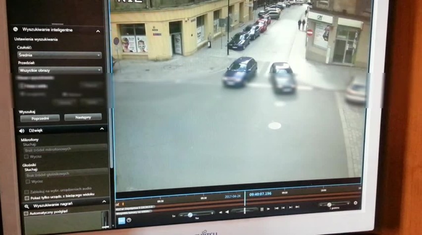 Gliwice: Rowerzysta jechał pod prąd. Wpadł wprost pod samochód WIDEO