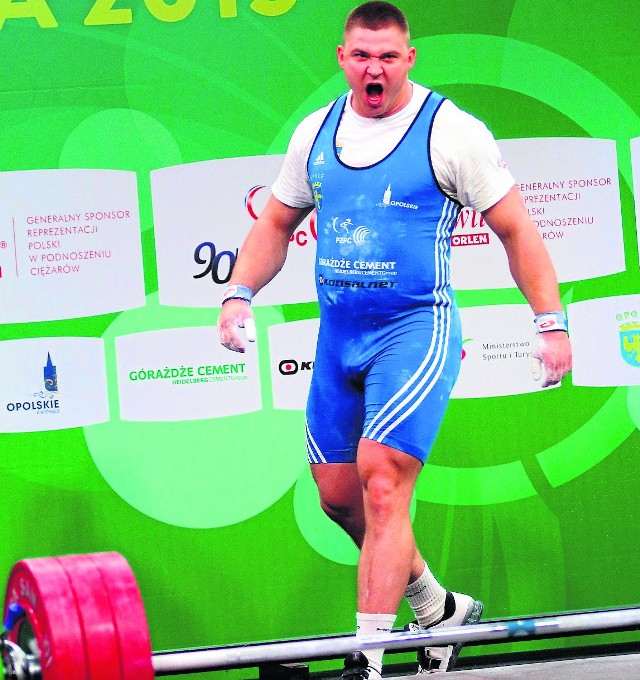 Arkadiusz Michalski ma apetyt na złoto w wadze do 105 kg. Powalczy o nie z innym sztangistą Budowlanych - Bartłomiejem Bonkiem.