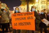 „Rewolucja pod gwiazdami”. W piątek kobiety wyjdą na ulice. Sprawdź, gdzie odbędą się protesty w naszym regionie