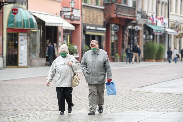 Zdaniem eksperta potrzebne są szeroko zakrojone działania edukacyjne, które zmieniłyby myślenie o emeryturze jako czymś bardzo odległym.