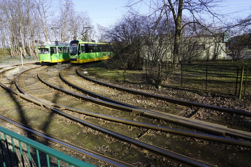 10 listopada pożegnamy "helmuty" na dobre. Niejeden bardziej...