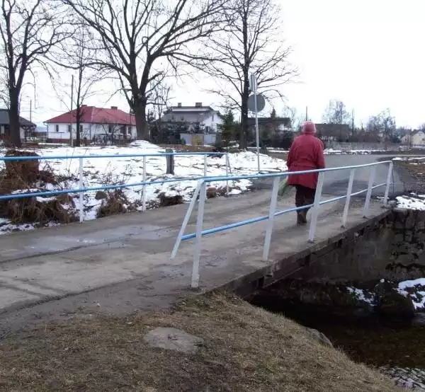 Niebawem w Dziewiętlicach ruszy naprawa tego mostu.