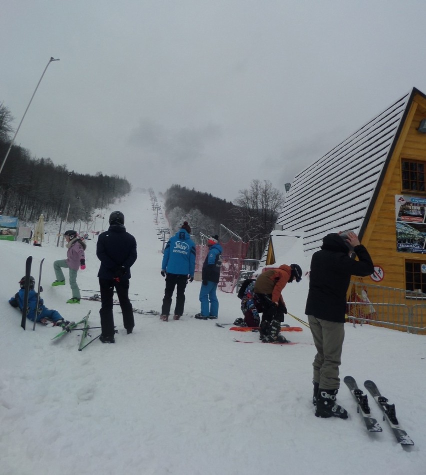 Bardzo dobre warunki narciarskie panowały w stacji...