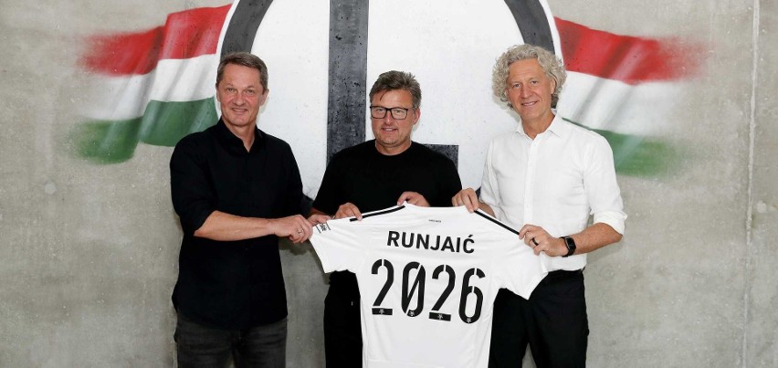 Kosta Runjaić przedłużył umowę z Legią Warszawa. Trener w stołecznym klubie będzie jeszcze trzy lata. Kontrakt do czerwca 2026 roku