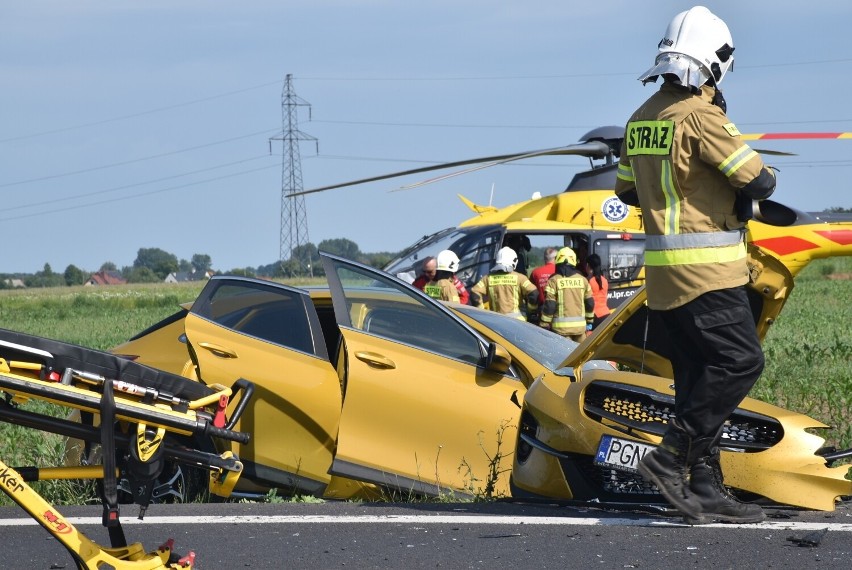 Poważny wypadek w Kocanowie, gmina Pobiedziska. Droga 194...